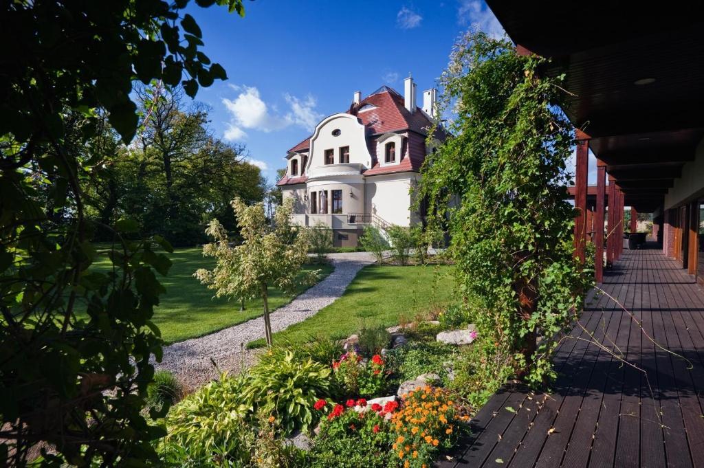 Villa Cztery Pory Roku Zbąszynek Exterior foto